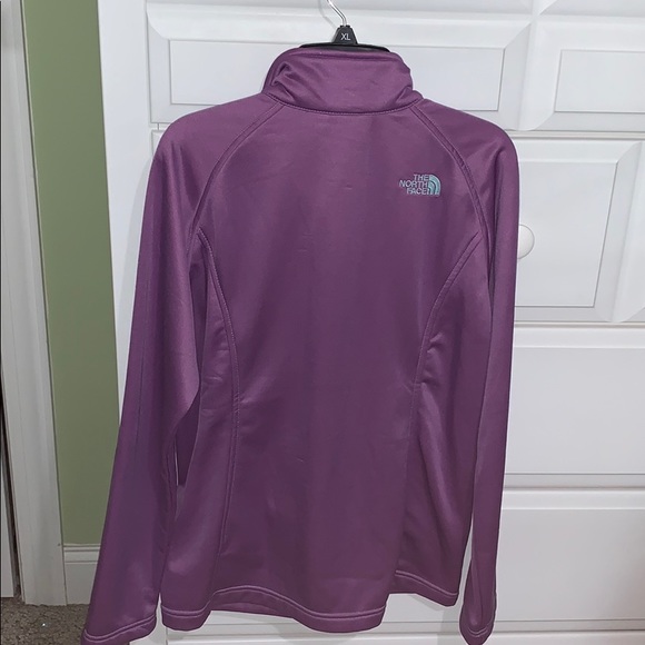 NWT New NORTH FACE Girl’s Purple Jacket Size XL 18 - Picture 3 of 3